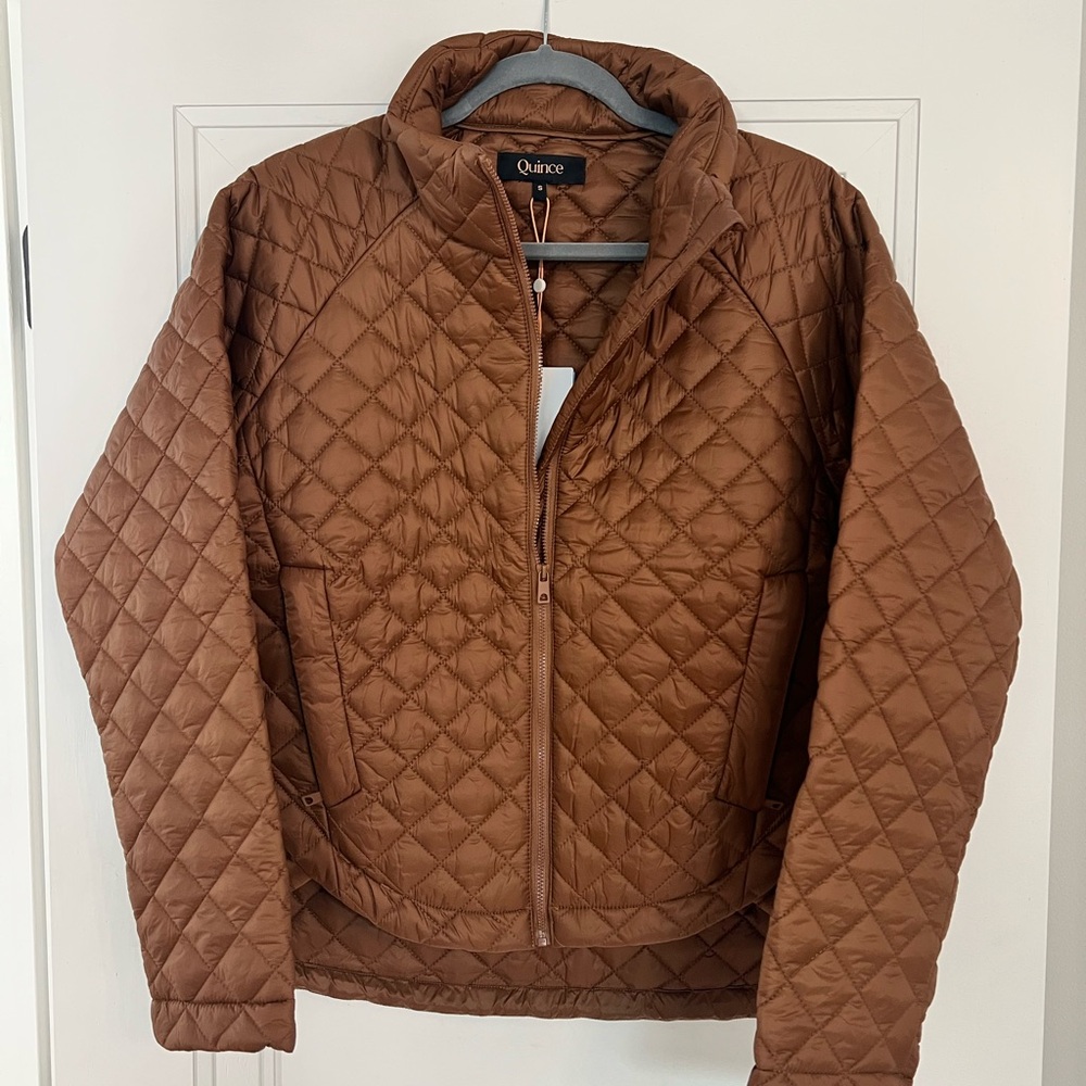 NWT Quince Women's Brown Quilted Puffer Jacket